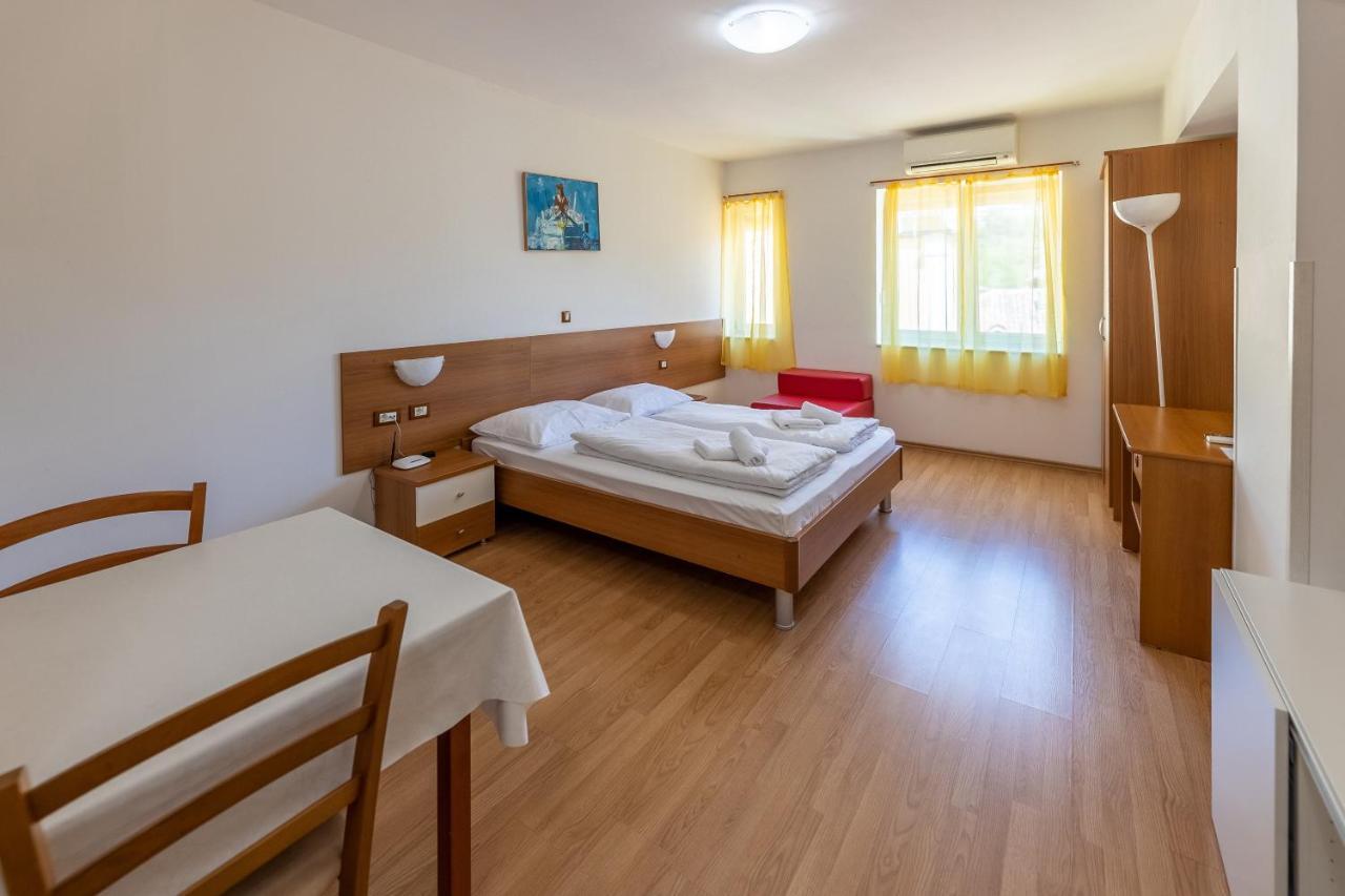 Apartments Liburnija Opatija Exterior photo