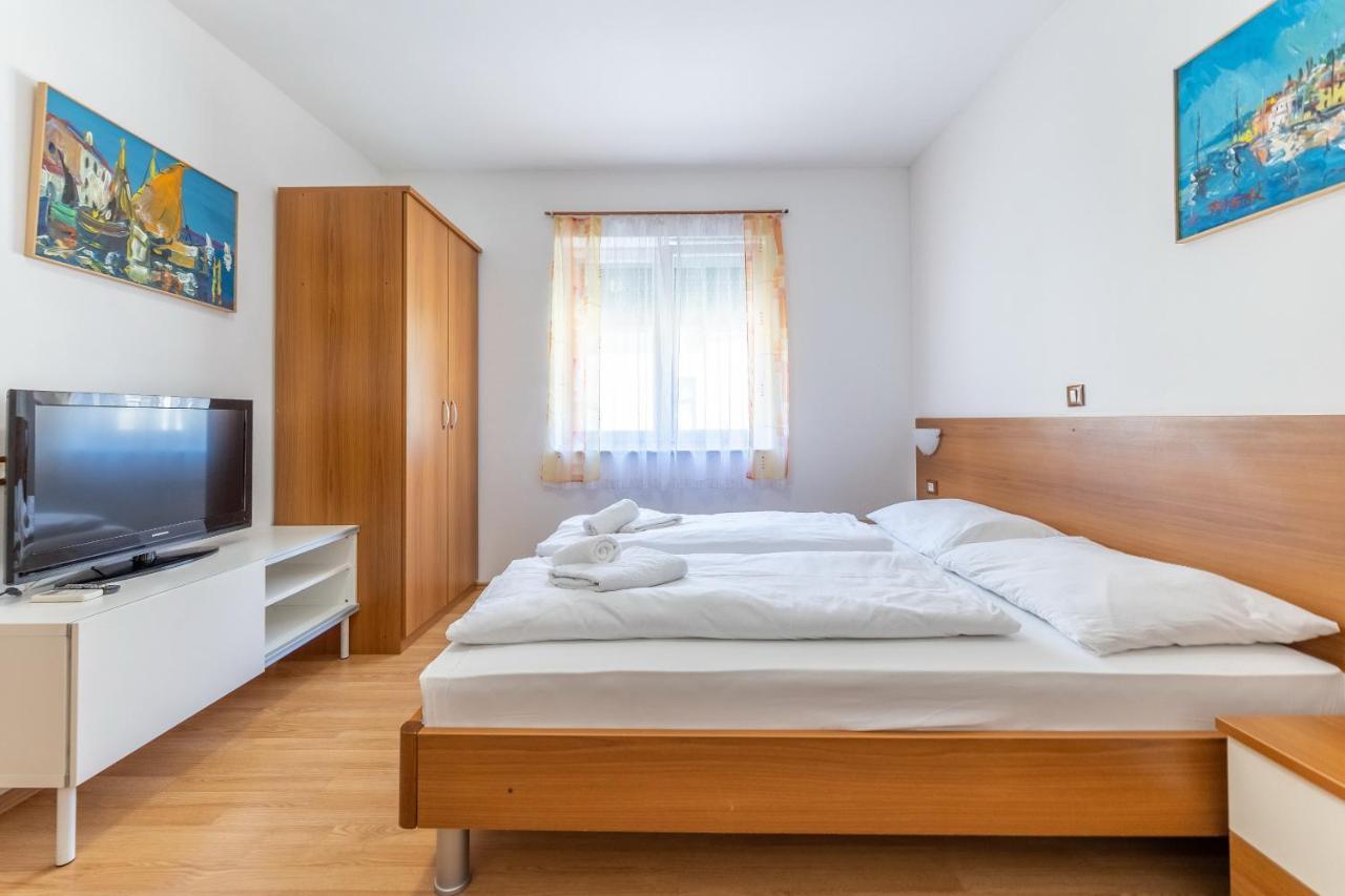 Apartments Liburnija Opatija Exterior photo