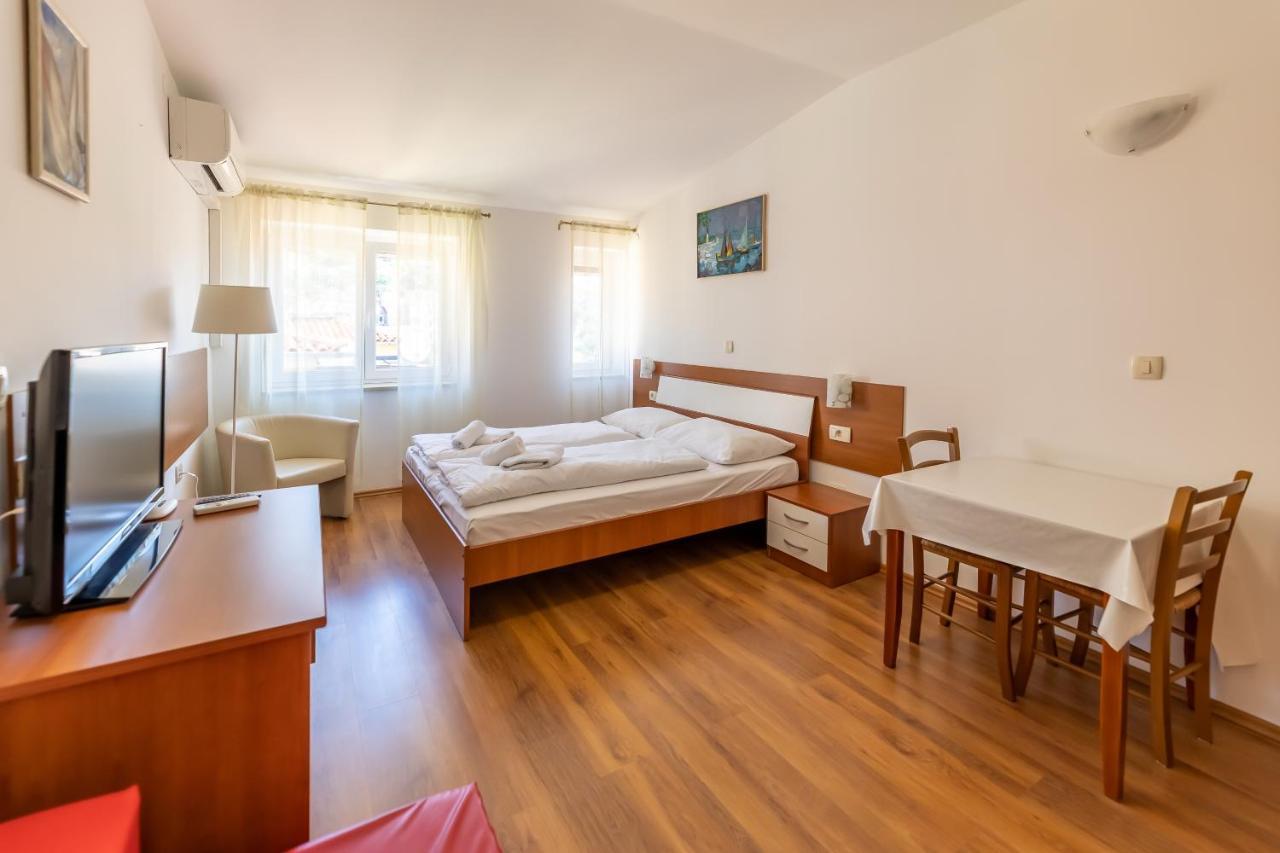 Apartments Liburnija Opatija Exterior photo