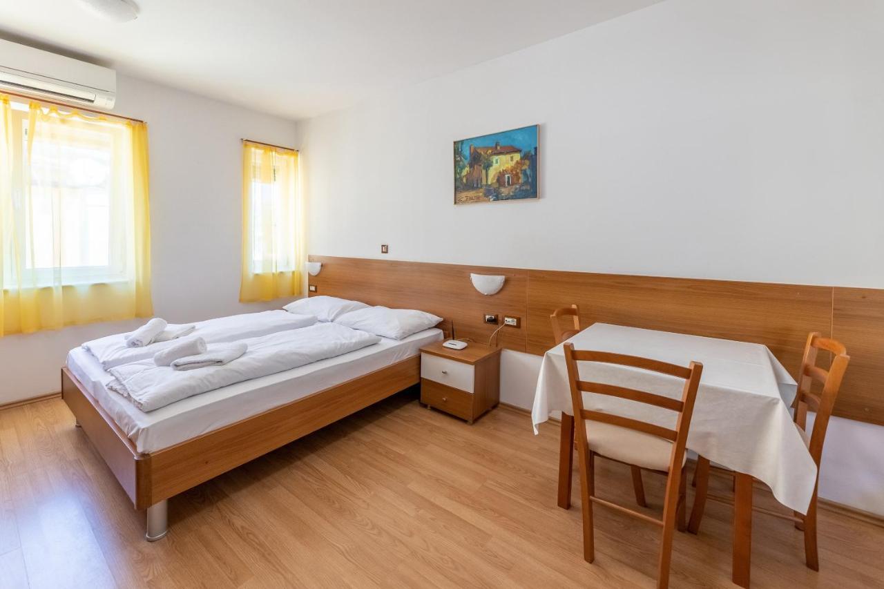 Apartments Liburnija Opatija Exterior photo