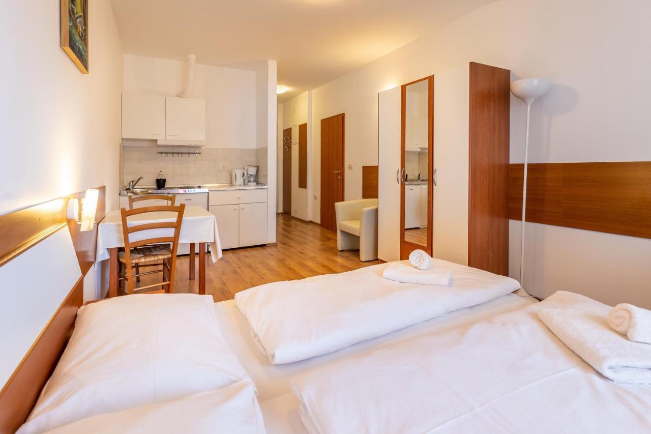 Apartments Liburnija Opatija Exterior photo